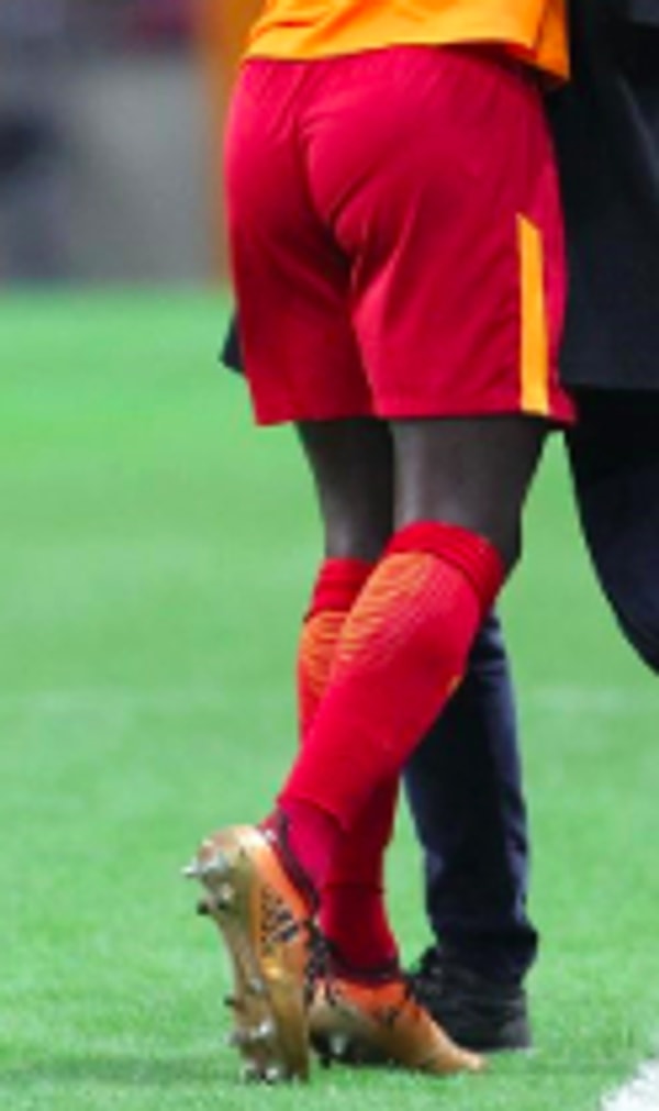 1. Кому принадлежит эта "пятая точка"?