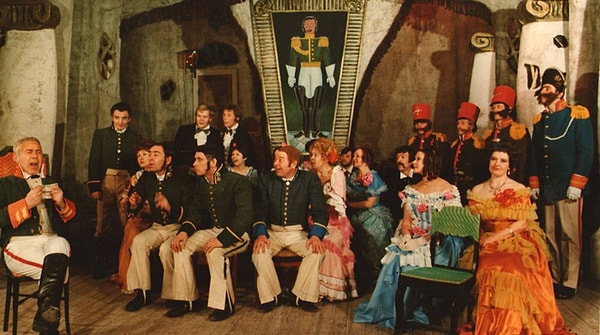 7. Комедия Гоголя "Ревизор" основана на реальных событиях. Причём о них писателю поведал иной знаменитый литературный деятель. Кто же это был?