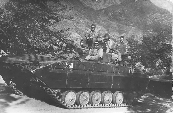 17. Советские солдаты в Афганистане.