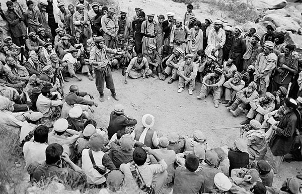 21. Собрание моджахедов.