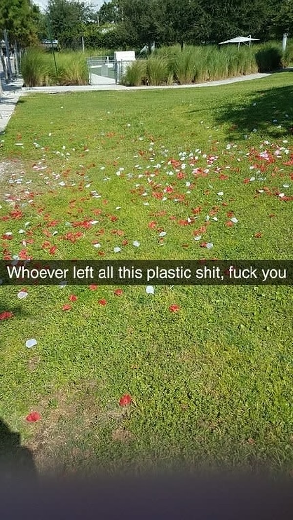 5. Пластик же разлагается за каких-то пару-тройку сотен лет.