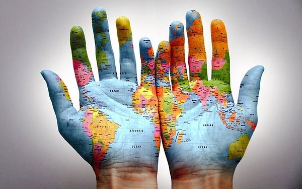 5. Пятая большая страна по площади - это...