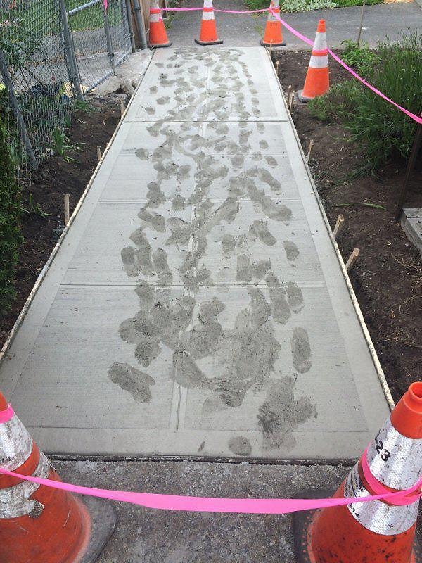 22. «Ой, а что еще не высохло?»