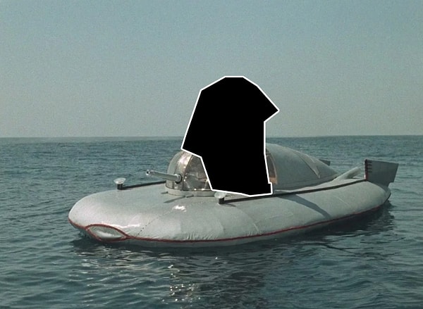 8. И, наконец, узнайте этот фильм по кадру без персонажей: