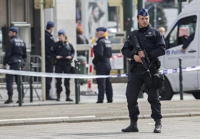 Belçika Polisi Hükümetin Yeni Araç Almasına Tepkili: 'Pantolon Alamıyoruz, Baskına Trenle Gidiyoruz'