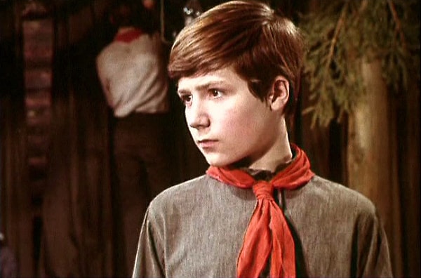 4. Узнаете этого персонажа? Откуда он?