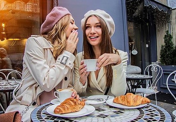 5. Чтобы спросить, как у человека дела, на французском, вам нужно сказать ...