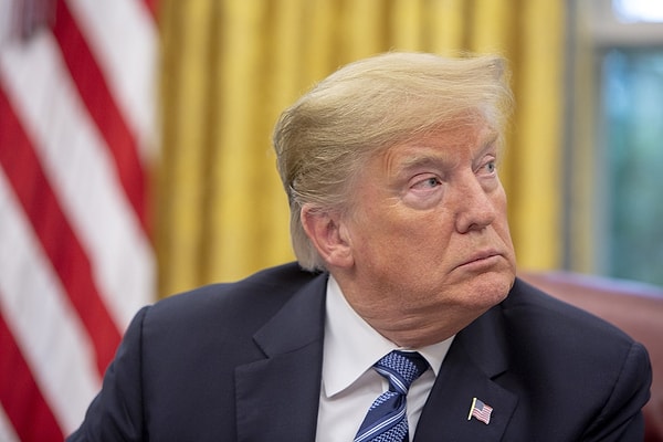 1. Дональд Трам засветился сразу в двух номинациях. Он признан худшим актером за роль самого себя в фильмах "Смерть нации" и "Фаренгейт 11/9". Также нескончаемая мелочность главы Белого дома была признана самой плохой экранной комбинацией.