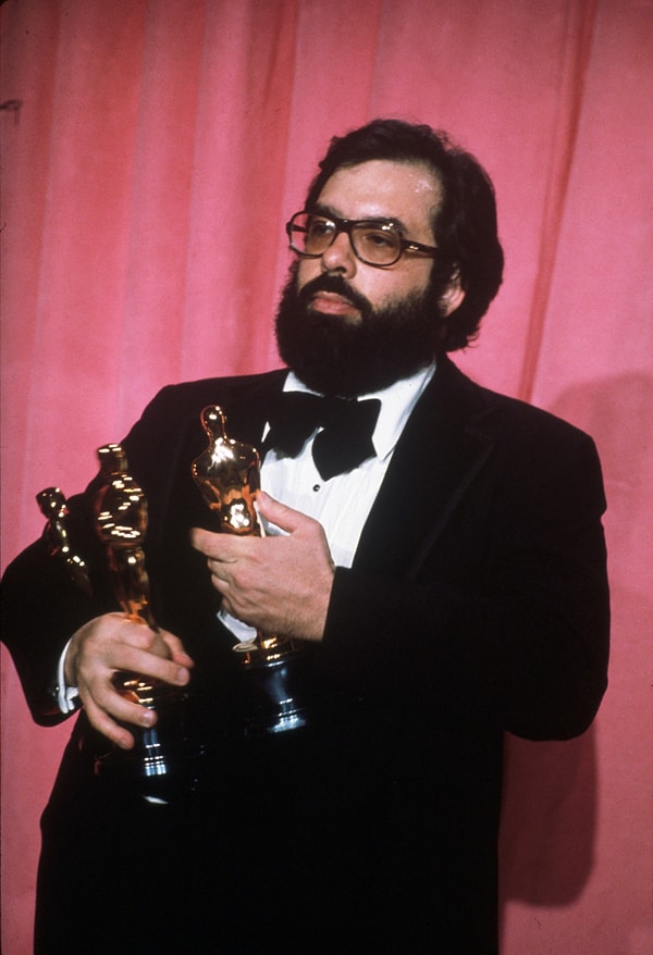 34. Френсис Форд Кополла и его 3 награды за вторую часть "Крестного отца". Роберт Де Ниро также был награжден за роль второго плана в этой картине