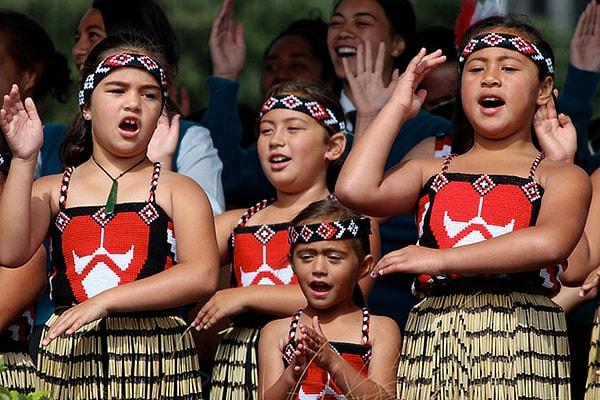 9. Maori Halkı