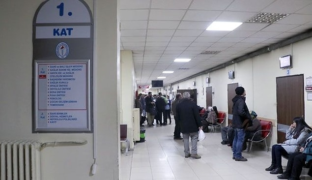 Sağlık çalışanlarının sağlığı bozuluyor