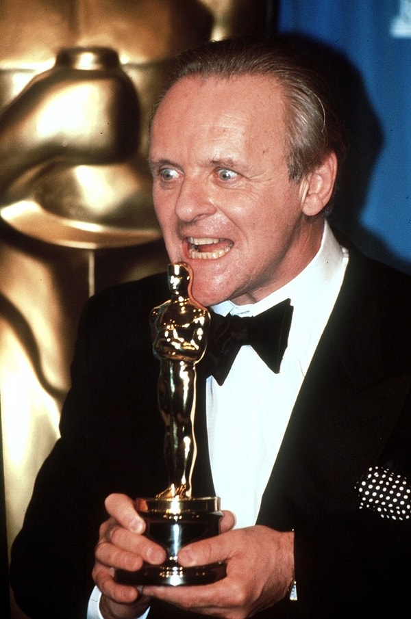 45. 1992 год. Лучшим фильмом назван "Молчание ягнят", а Энтони Хопкинс получил награду за лучшую мужского роль