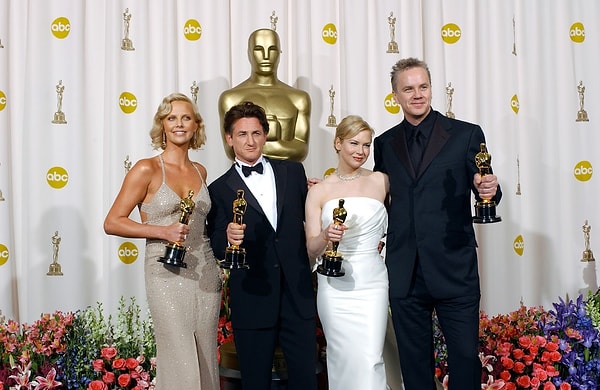 57. Призеры 2004 года. "Властелин колец: Возвращение короля" признан лучшим фильмом года