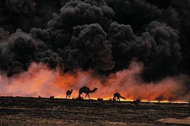 1991: Irak, Kuveyt'ten çekilme kararını açıkladı.