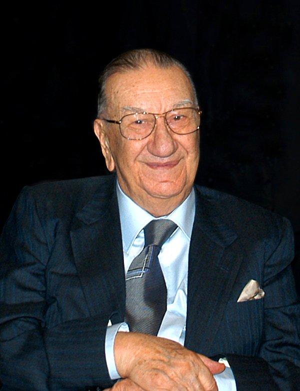 2010: Türk akademisyen (Bilkent Üniversitesi ile YÖK'ün kurucusu ve ilk Başkanı) İhsan Doğramacı hayatını kaybetti.