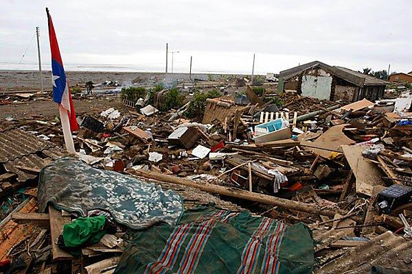 2010: Şili'de 8.8 büyüklüğünde deprem oldu.
