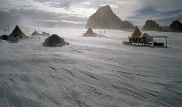 1. Где находится плато Рокфеллер?