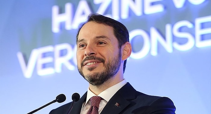 Bakan Albayrak'tan Çin'e Vergi Mesajı: 'O İncecik Zarflardan Neler Çıkıyor Neler... E, Vergi Nerede?'