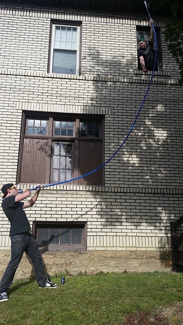 7. Что-что, а развлекаться они умеют