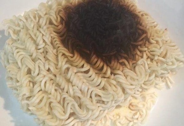 22. Пожарить "Роллтон" на сковородке? Пьяные могут выкинуть и не такое