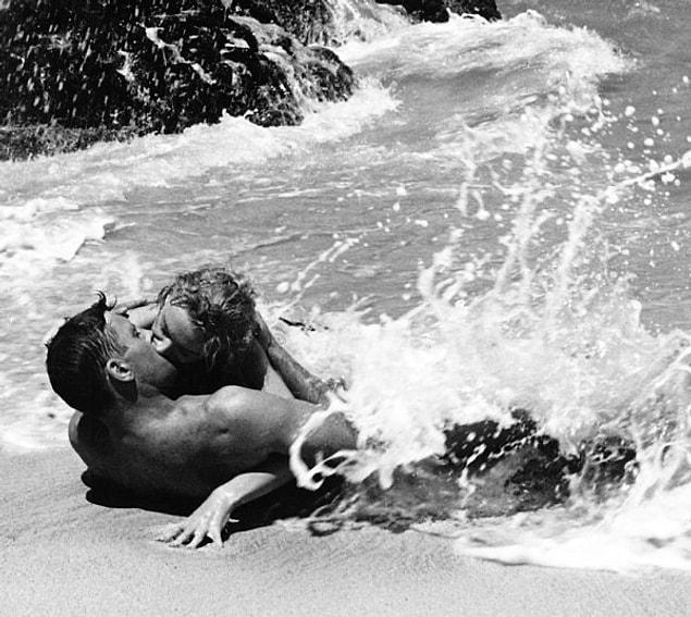 8. From Here to Eternity (1953): 8 Academy Awards