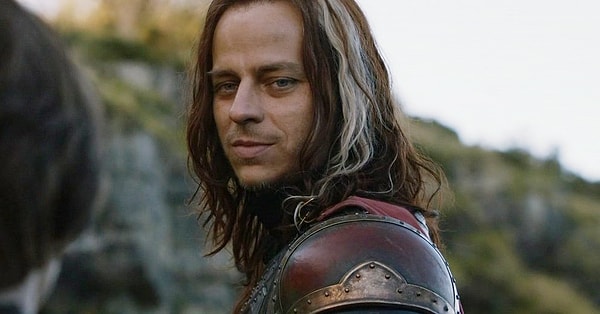 6. Якхен Гар появился в концовке первого сезона?