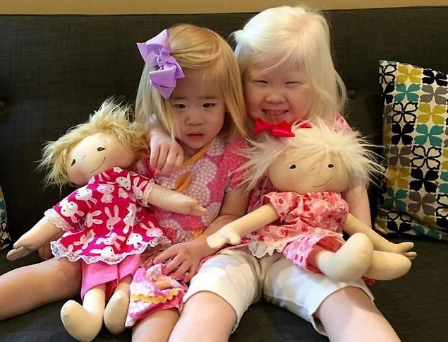 A Doll Like Me, bu zamana kadar dünya genelinde 300 çocuğa oyuncak bebek versiyonlarını ulaştırdı.