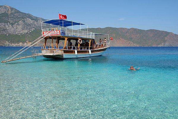 1. Antalya, Adrasan'da yer alan Türkiye'nin gizli Maldivleri olarak bilinen Sulu Ada
