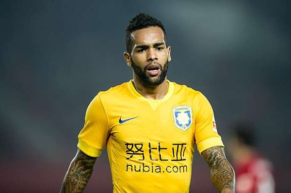 10. Alex Teixeira - Jiangsu Suning