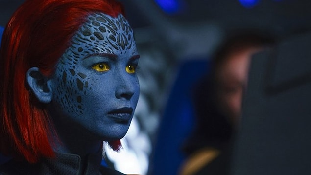 Filmin yönetmenlik koltuğunda Simon Kinberg oturuyor.