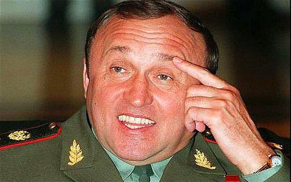 16. Sorunsuz ilerlemeden cesaret alan Rus Savunma Bakanı Pavel Graçov, Grozni’nin iki saatte teslim alınacağını duyurdu. Rusların İkinci Dünya Savaşı’nda dahi yaşamadığı, tarihin gördüğü en büyük askeri facilarından biri, Grozni’ye girdikleri 31 Aralık 1994 gecesi yaşandı.