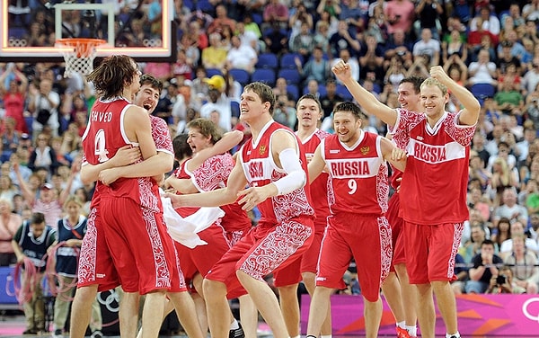 9. Для Олимпийских игр и мировых турниров размеры баскетбольной площадки составляют...