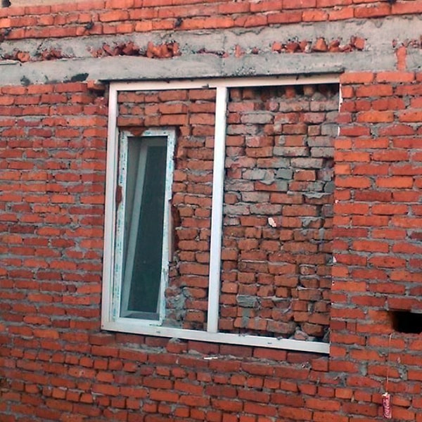 27. Кирпич, он же лучше любых штор!