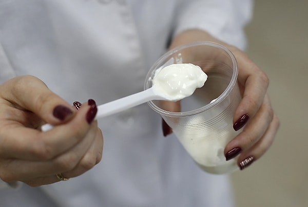 2. А сметану?