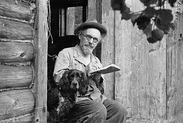 13. И последнее: кем по профессии был Михаил Пришвин?