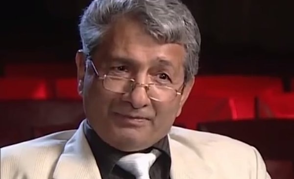 10. Какая роль принадлежит этому человеку?