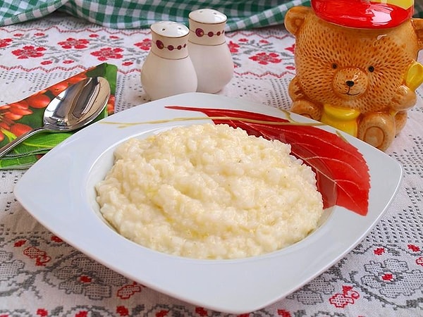 5. Какая каша была кошмаром каждого советского детсадовца и школьника благодаря неизменным комочкам?