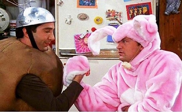 4. Какой питомец был у Чендлера?