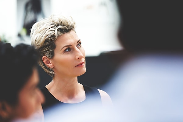 Özellikle Avrupa Devletlerinin örnek aldığı bu ilerleme ve gelişim tüm dünyada yankı uyandırırken, Birleşmiş Milletler adına araştırma yapan köklü şirketler, ülkemizdeki bu hızlı gelişimin kökenine inmek için ülkemizi ziyaret etti.