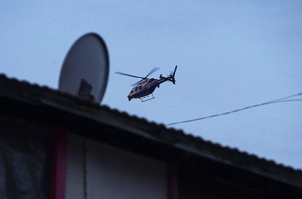Ankara Emniyet Müdürü Servet Yılmaz'ın yönettiği helikopter destekli operasyonda özel harekat polisleri ile narkotik köpekler de görev aldı.
