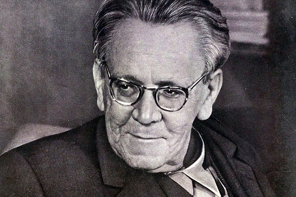 6. Что пропало из багажа дамы в стихотворении Маршака?