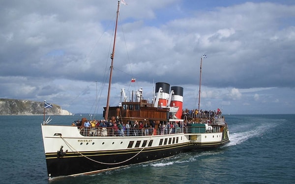 2. По какой реке проплыл первый в мире пароход?