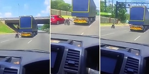 Tekerlekli Sandalyesiyle TIR'a Tutunarak Araç Yolunda Giden Çılgın!