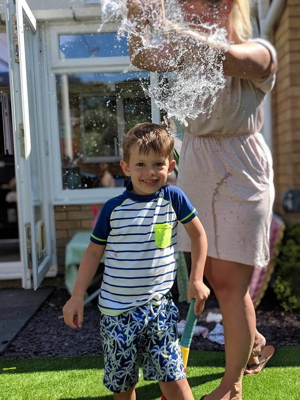31. Через секунду вода сотрет улыбку с чьего-то лица