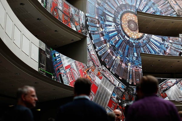 6. Какой элемент используется в качестве теплоносителя в МРТ-сканерах и Большом адронном коллайдере?