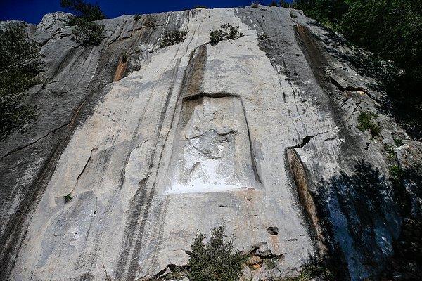 "Hitit İmparatorluğu'nun Anadolu'daki nadir kaya anıtlarından biri"