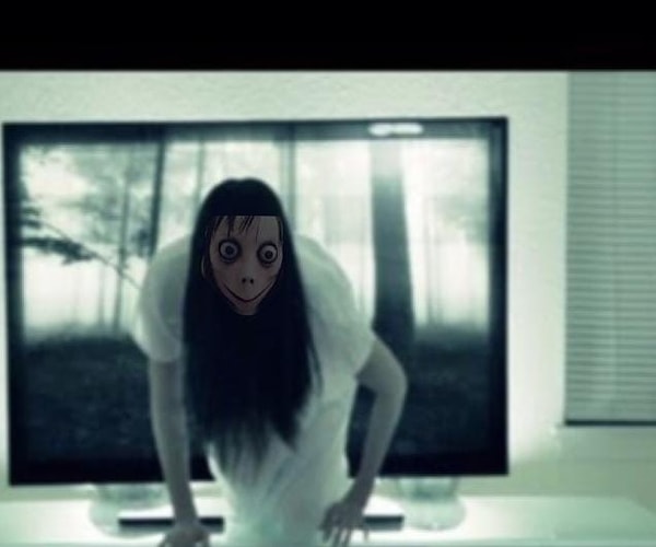 8. В фильмах ужасов она была бы на своем месте...