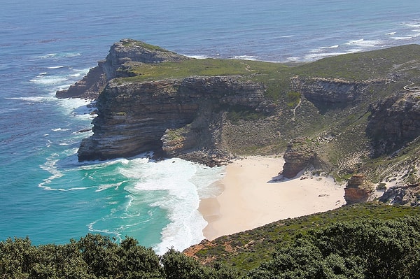 4. На каком материке находится Мыс Доброй Надежды?