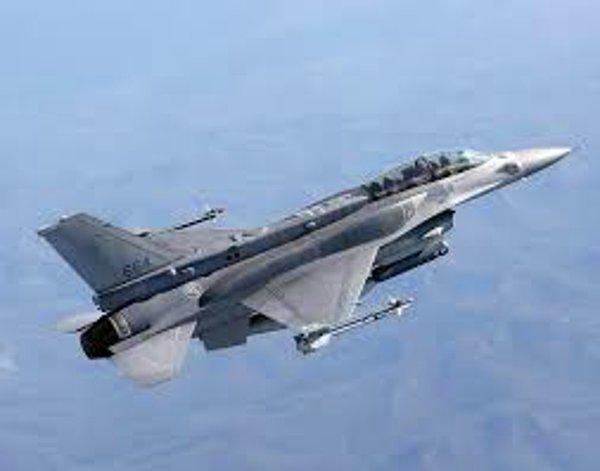 1988: Montajının tamamı Türkiye'de yapılan ilk F-16, Hava Kuvvetleri Komutanlığı'na teslim edildi.