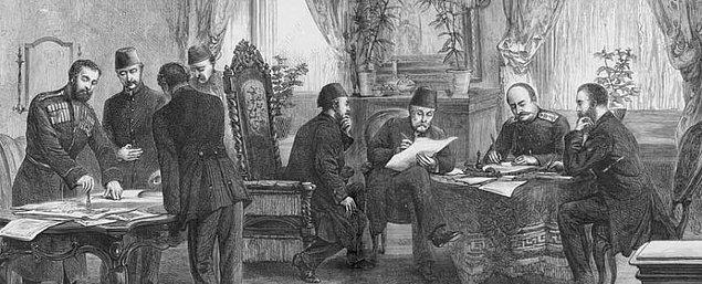 1921: SSCB, Ankara Hükümeti'ni resmen tanıdı; Moskova Antlaşması imzalandı.